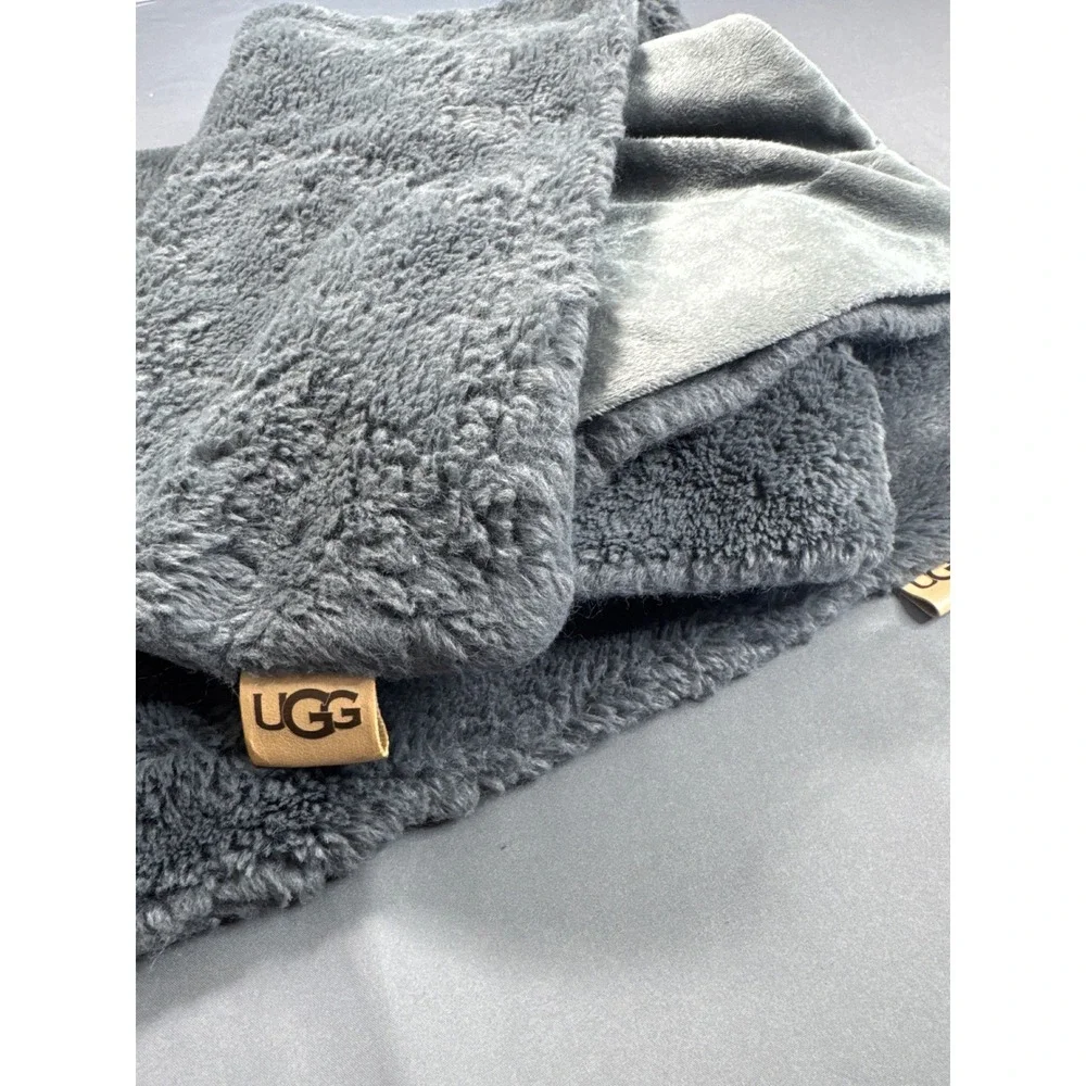 UGG 2 Gray Sherpa and Velvet Plush Throw Pillow Cover 20x20 Square Logo Patch